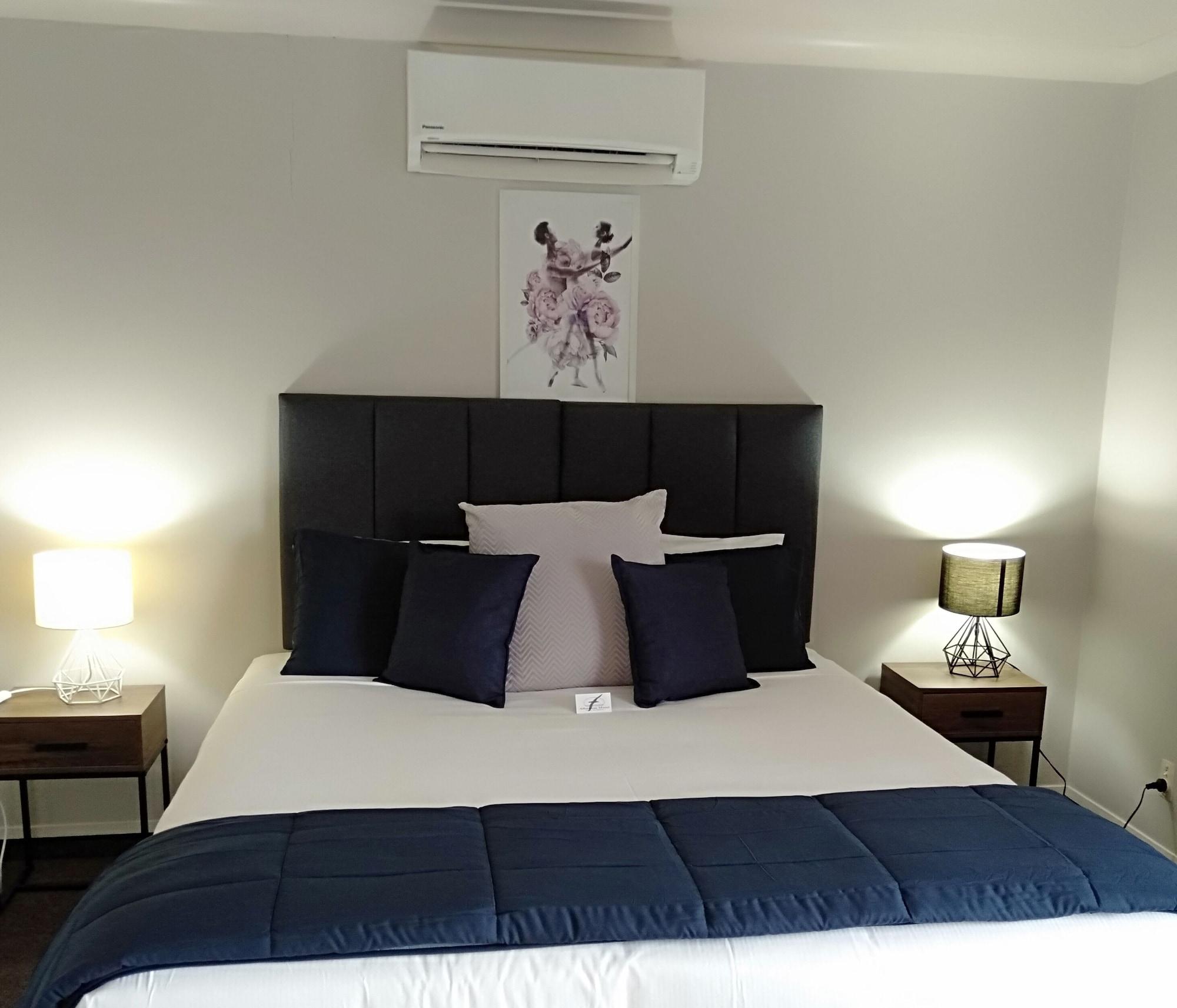נאפייר Albatross Motel מראה חיצוני תמונה